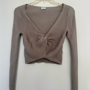 Abercrombie & Fitch Taupe Ribbed Twist-Front Long Sleeve Crop Top